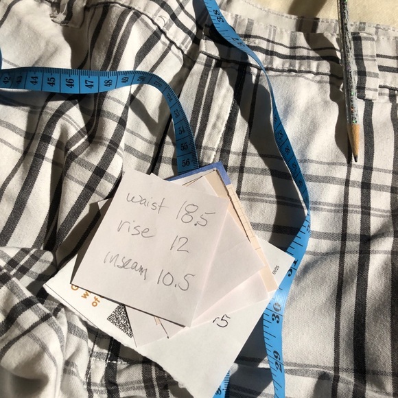 Dickies  💐Black and White Flat Front Shorts - Picture 7 of 7